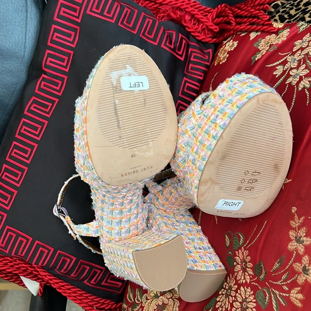 Brunch plans in pretty Kurt Geiger platforms 🌷 - Picture 9 of 11